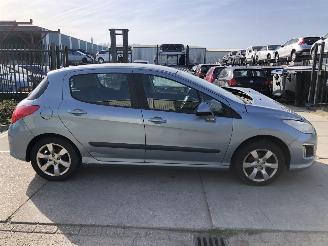 Schadeauto Peugeot 308 16hdi 68kW E5 5drs 2012/1