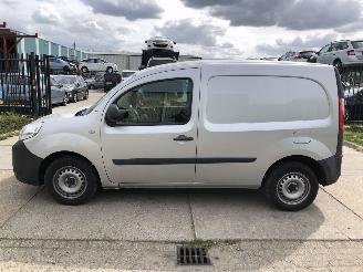 danneggiata veicoli commerciali Renault Kangoo 15dci E5 Airco Navi 2016/1