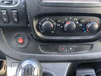Opel Vivaro 1.6D 92kW E6 Airco Navi picture 10