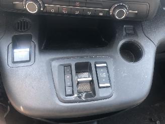 Citroën Berlingo L2 15hdi 96kW Automaat E6 picture 10