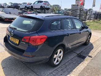 Opel Astra 14i 103kW E5 Automaat SPORTS TOURER picture 4