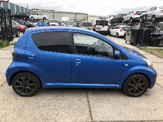 Schadeauto Toyota Aygo Comfort Navigator AIRCO LM VELGEN 2011/5