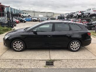 Schadeauto Seat Leon ST 16tdi 81kW E5 Lease Sport 2014/12