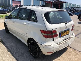 Mercedes B-klasse 200 Turbo 142kW Automaat picture 5
