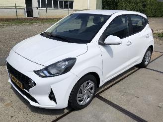 Hyundai I-10 1.0i 49kW E6 Comfort AIRCO picture 2