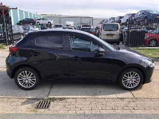  Mazda 2 1.5i 66kW E6 Luxury 2021/1