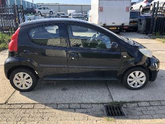 skadebil auto Peugeot 107 Airco 138000 km 2011/10