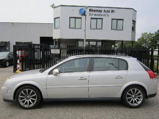  Opel Signum Y30DT Automatic 2004/3