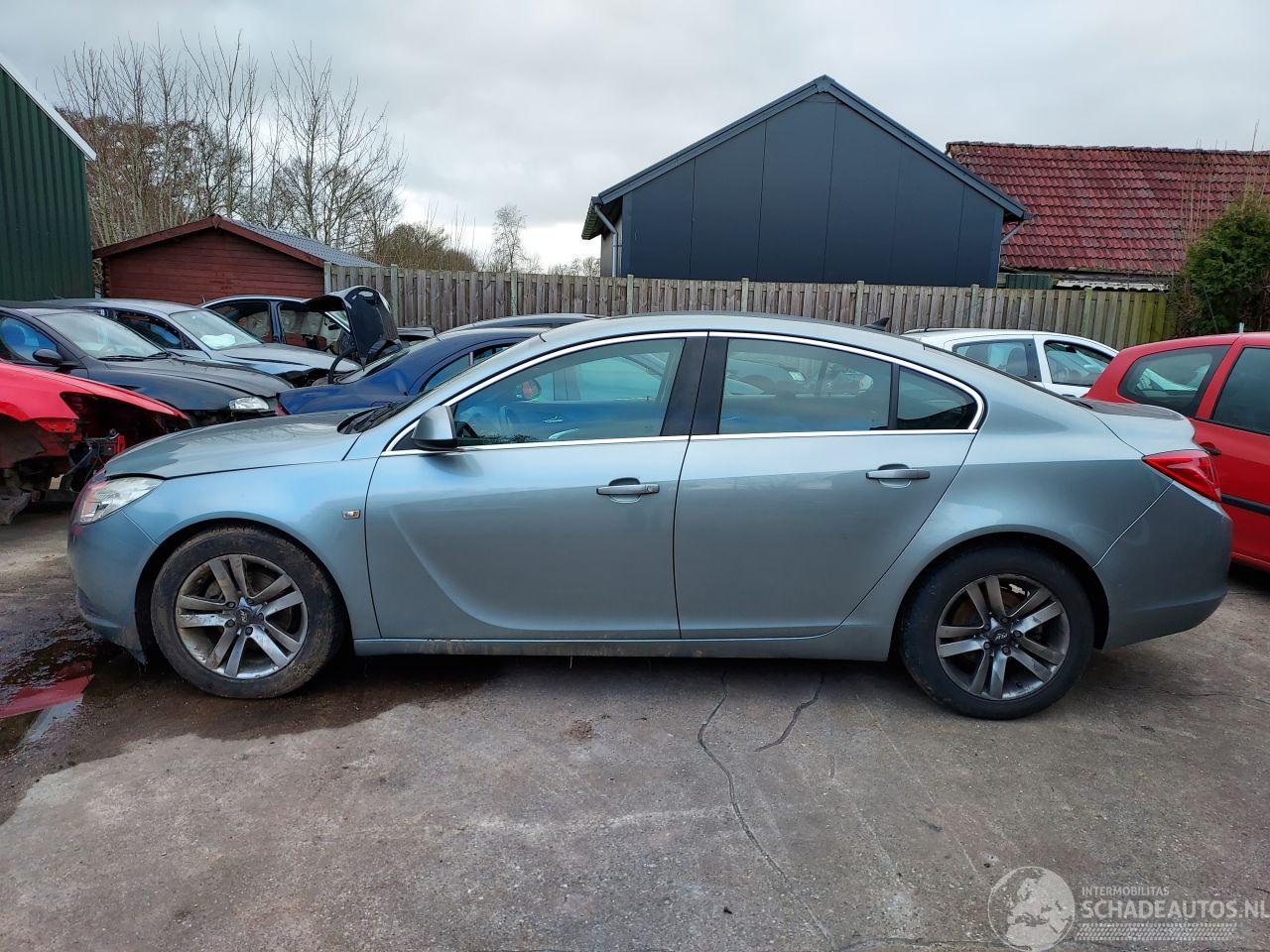 Opel Insignia 1.8 edition