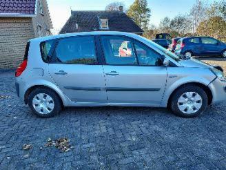 Renault Scenic  picture 5