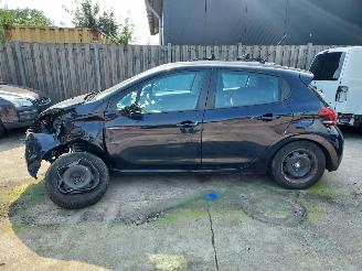 Auto da rottamare Peugeot 208  2017/8