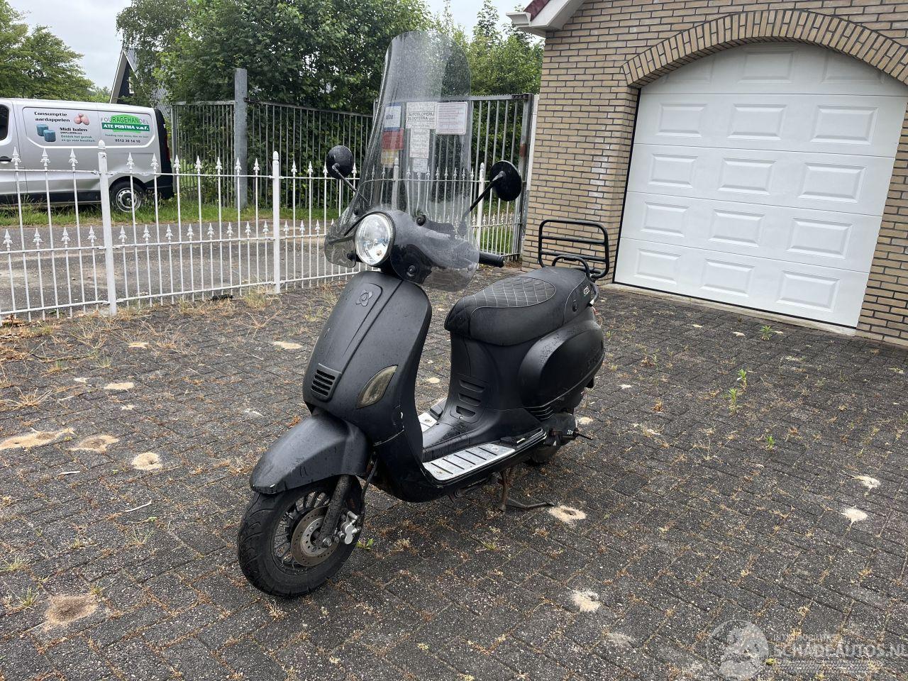 AGM  Vx 50