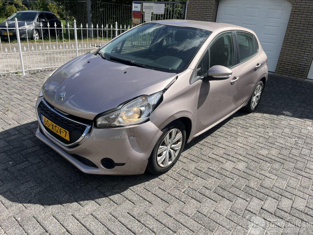 Peugeot 208 1.4 vti