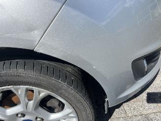 Ford Fiesta 1.0 style ultimate picture 22