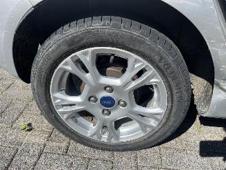 Ford Fiesta 1.0 style ultimate picture 20