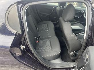 Peugeot 208 1.2 puretech weinig km !! picture 15