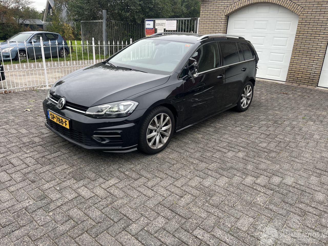 Volkswagen Golf R-line !! Automaat !! Weinig km !!