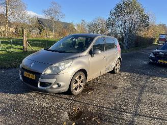Coche accidentado Renault Scenic 1.4 tce Weinig km !! 2009/7