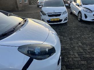 Renault Wind 1.6 16v Mooie auto weinig km !! picture 27