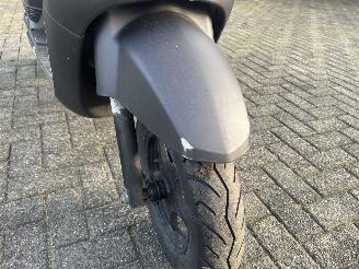 Capri  Rijdbare schade picture 11