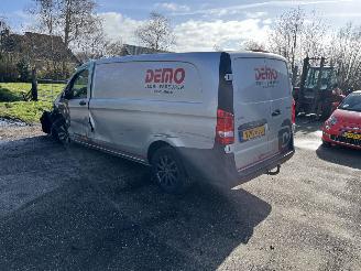 Mercedes Vito 114 cdi automaat !! picture 3