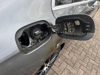 Mercedes E-klasse Lichte brandschade !! picture 30