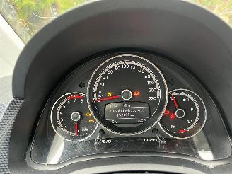 Volkswagen Up!  picture 7