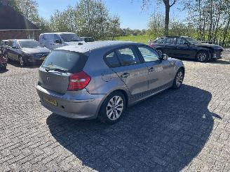 BMW 1-serie 116i picture 5