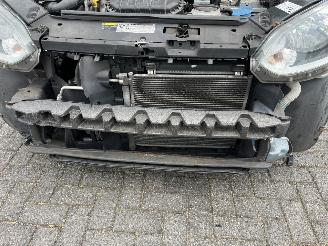Volkswagen Up! High up !! picture 30