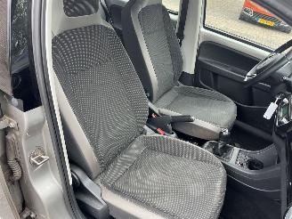 Volkswagen Up! High up !! picture 15