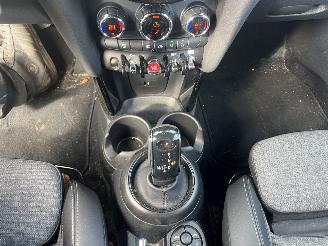 Mini Cooper 1.5 automaat !! picture 10