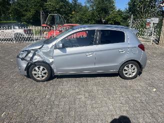 Mitsubishi Space-gear Automaat !! Zeer weinig km !! picture 2