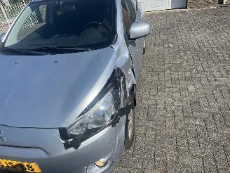 Mitsubishi Space-gear Automaat !! Zeer weinig km !! picture 22