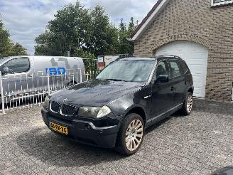 Schadeauto BMW X3 2.0i motorschade 2005/10