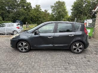Renault Scenic 1.4 tce picture 2