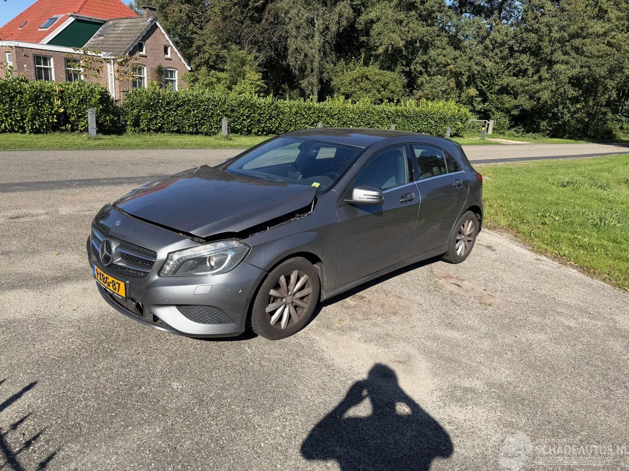 Mercedes A-klasse A180d
