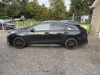 Kia Proceed 1.4 t-gdi picture 2