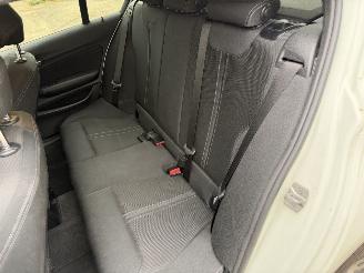 BMW 1-serie 118i picture 14