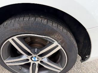 BMW 1-serie 118i picture 24