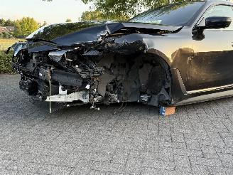 BMW i4 eDrive 35 / Panorama / Automaat picture 6