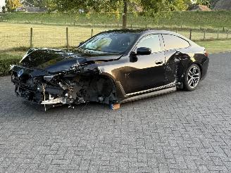 BMW i4 eDrive 35 / Panorama / Automaat picture 2