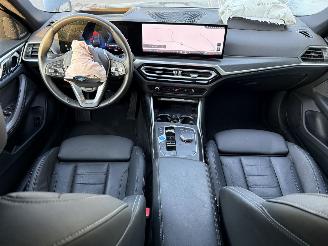 BMW i4 eDrive 35 / Panorama / Automaat picture 16