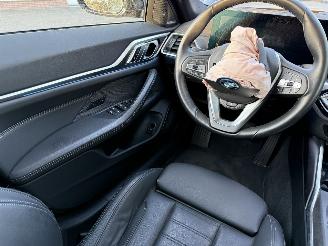 BMW i4 eDrive 35 / Panorama / Automaat picture 17