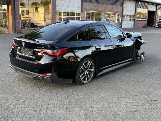 BMW i4 eDrive 35 / Panorama / Automaat picture 4