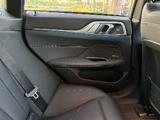 BMW i4 eDrive 35 / Panorama / Automaat picture 18