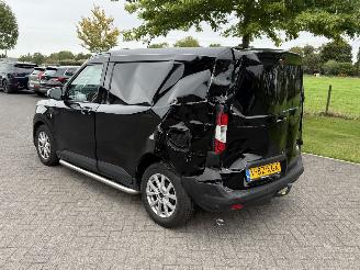 Ford Transit Courier 1.5 Limited picture 4