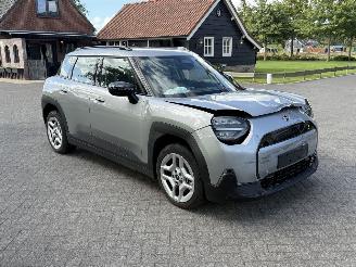 Mini  Aceman SE 49,2 kWh picture 2
