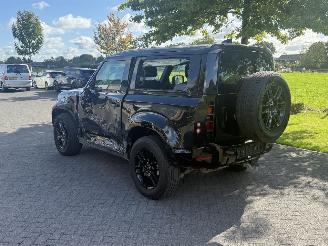 Land Rover Defender X-Dynamic / 4WD / 3.0 Diesel / Automaat / Panorama picture 4
