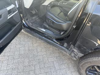 Land Rover Defender X-Dynamic / 4WD / 3.0 Diesel / Automaat / Panorama picture 5