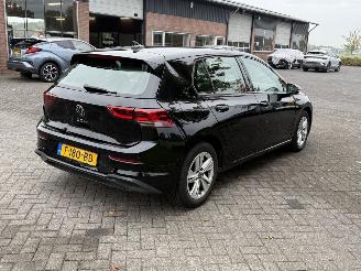 Volkswagen Golf 1.5 TSI Life Business picture 3